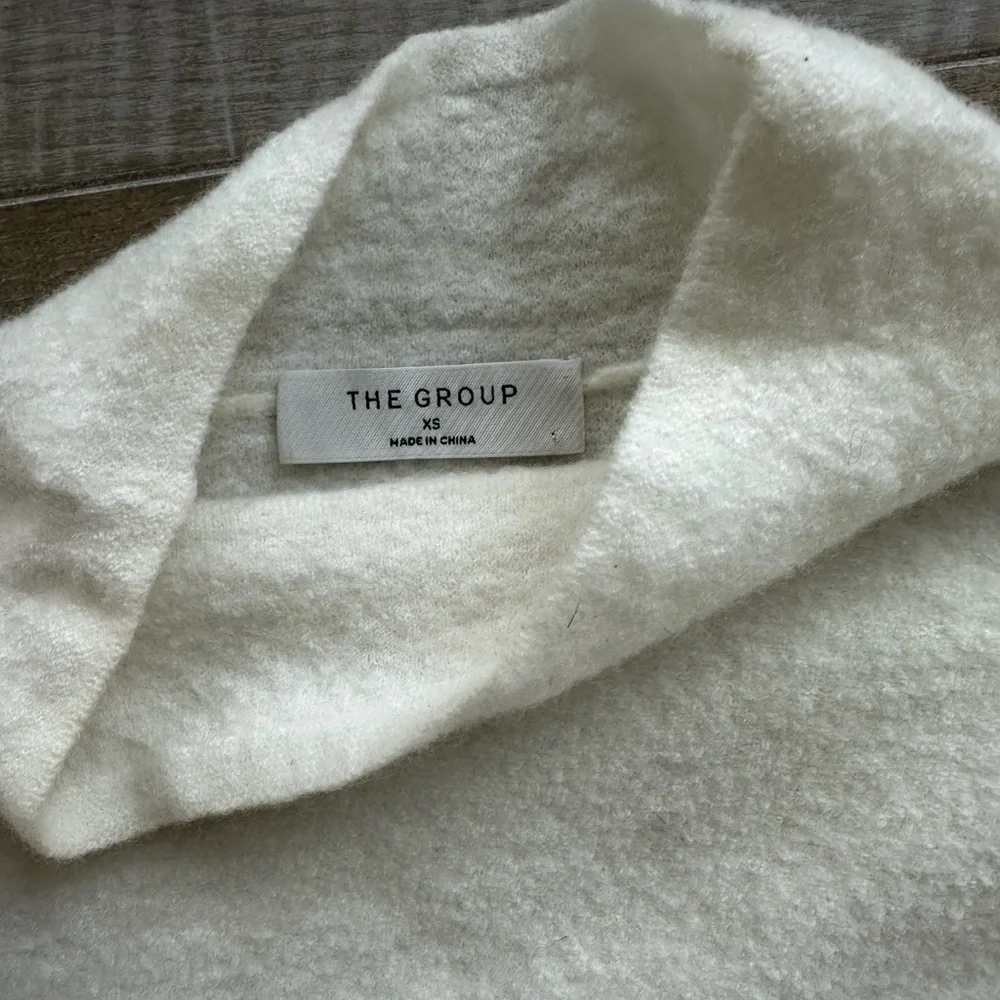 Aritzia Merino Wool Turtleneck in Whisper White - Picture 9 of 9